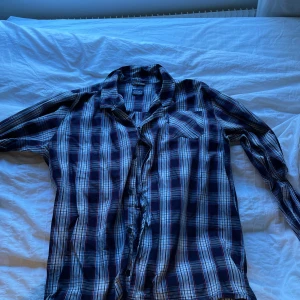 Vintage oversized skjorta - Passar S-L. Vintage skjorta rutig 