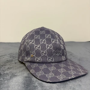 Gucci keps blå  - Gucci keps 
