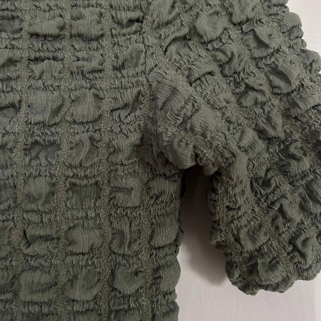 Grön ribbad topp från Lindex XS - 2