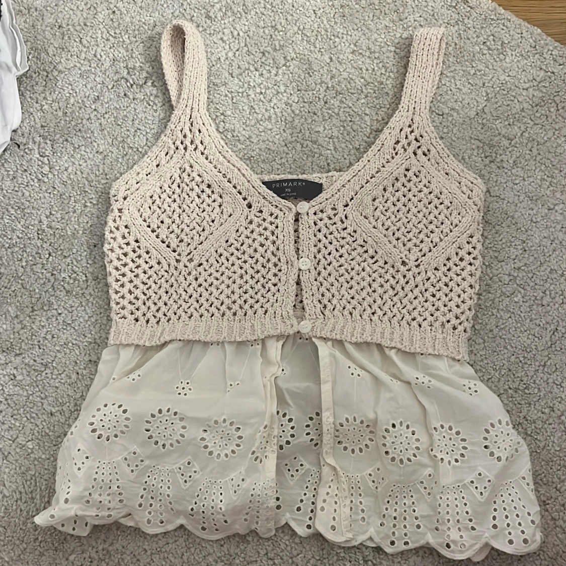 Beige stickad och broderad linnetopp Primark