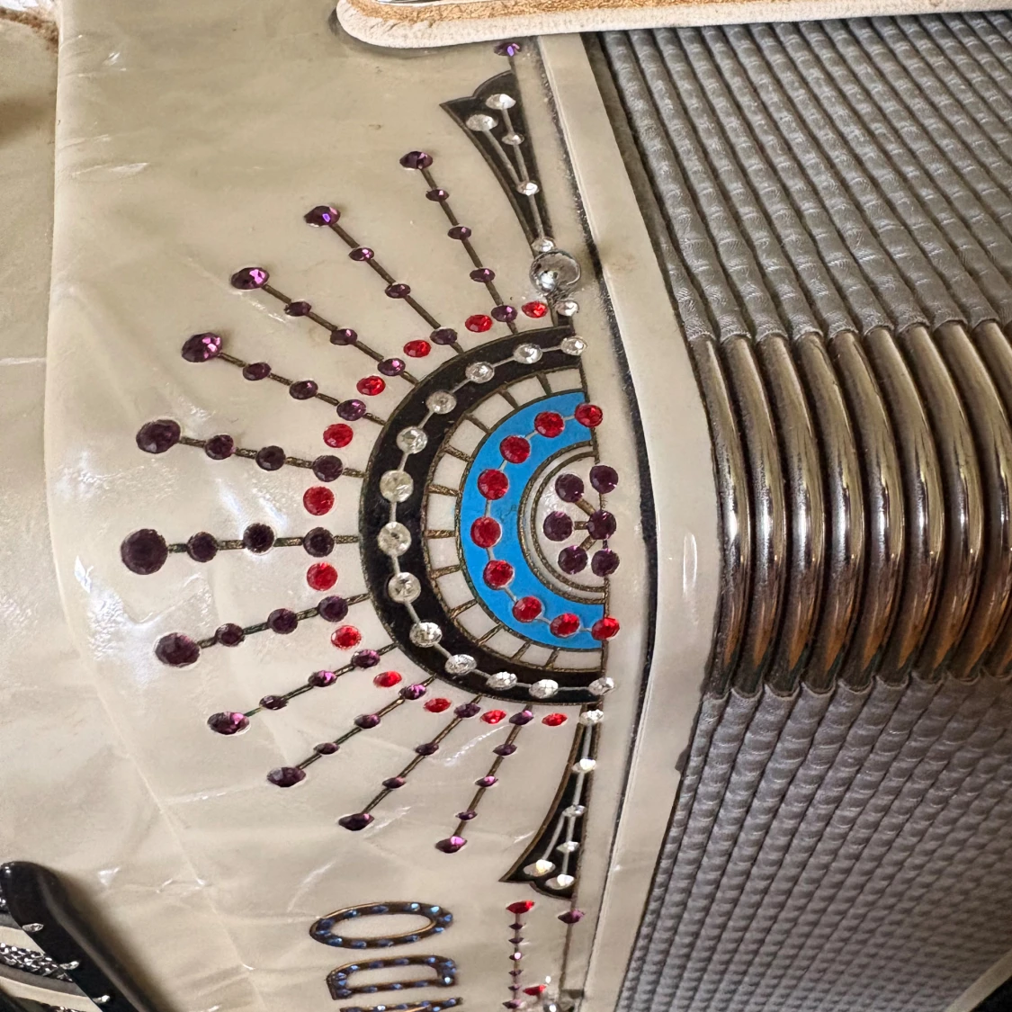 Bugari Armando Dragspel - 3