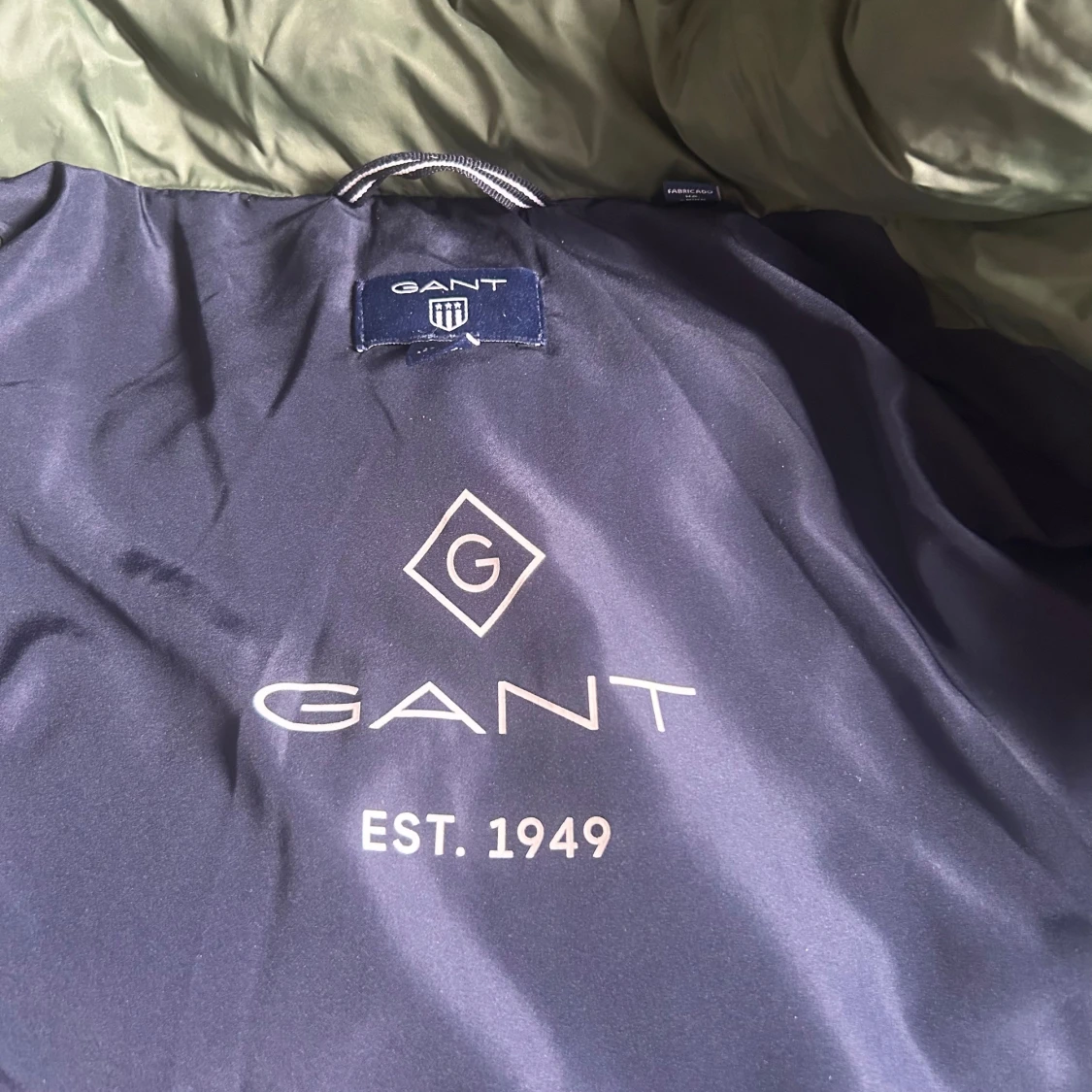 Grön pufferjacka från GANT med huva - 3