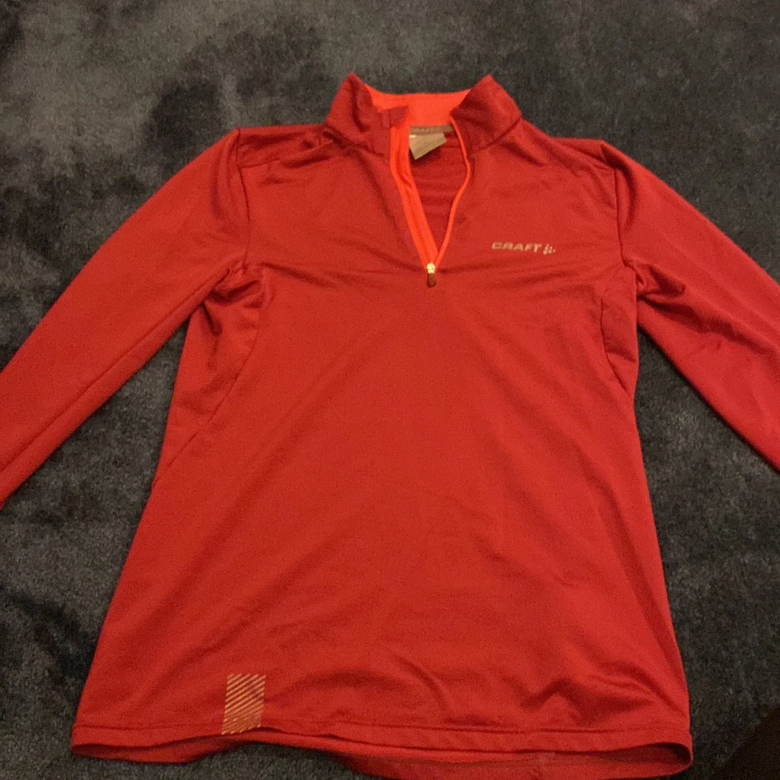 Röd långärmad träningströja Craft