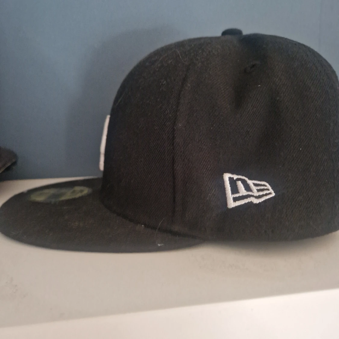 Svart LA New Era 59FIFTY keps - 1