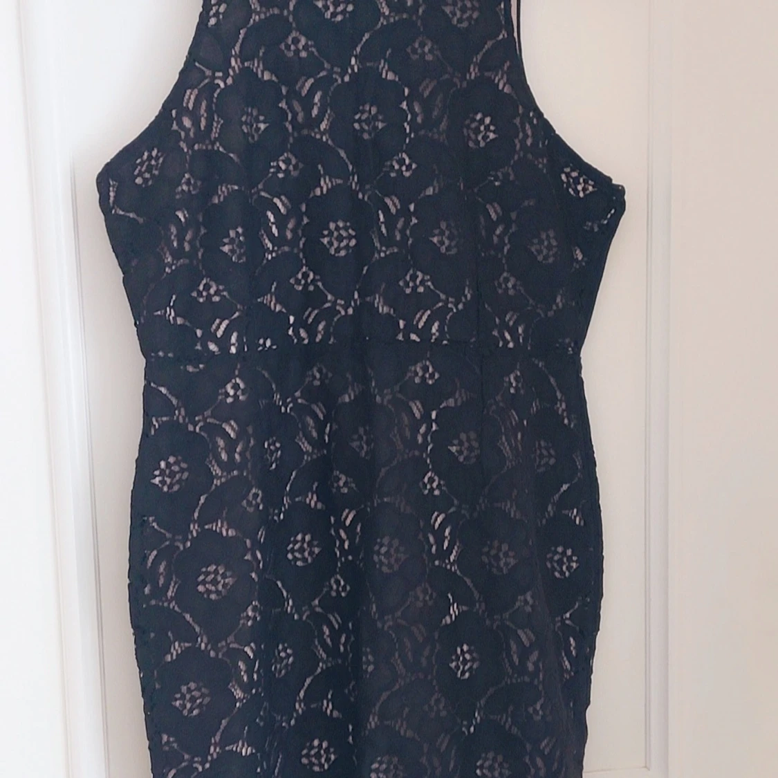 Svart  spetsklänning från H&M - 2