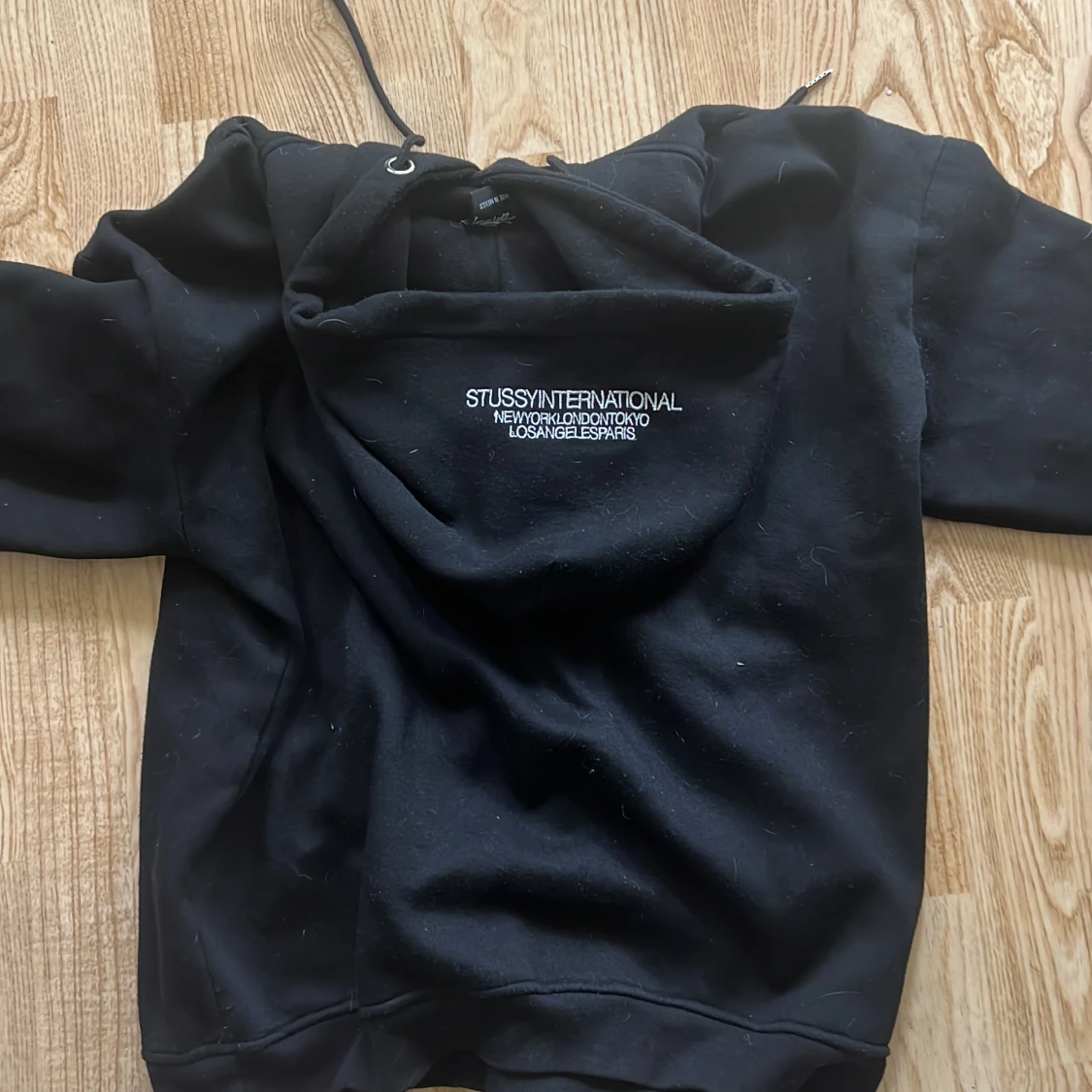 Svart Stussy hoodie med brodyr, M - 1