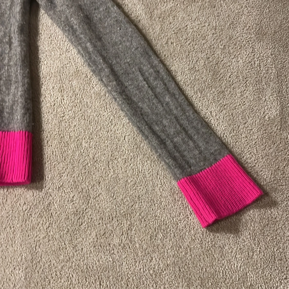 From future tröja🩷 - 4