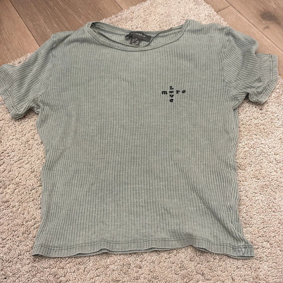 Ribbad grön topp från Primark XS