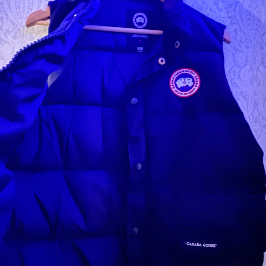 Svart dunväst från Canada Goose - 2