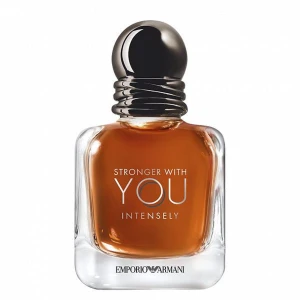 Emporio Armani Stronger With You - Stronger With You Intensely från Emporio Armani är en modern herrparfym med stilren design. Volym: 100 ml (3.4 fl. oz). Perfekt för dig som vill sticka ut och visa din personlighet.