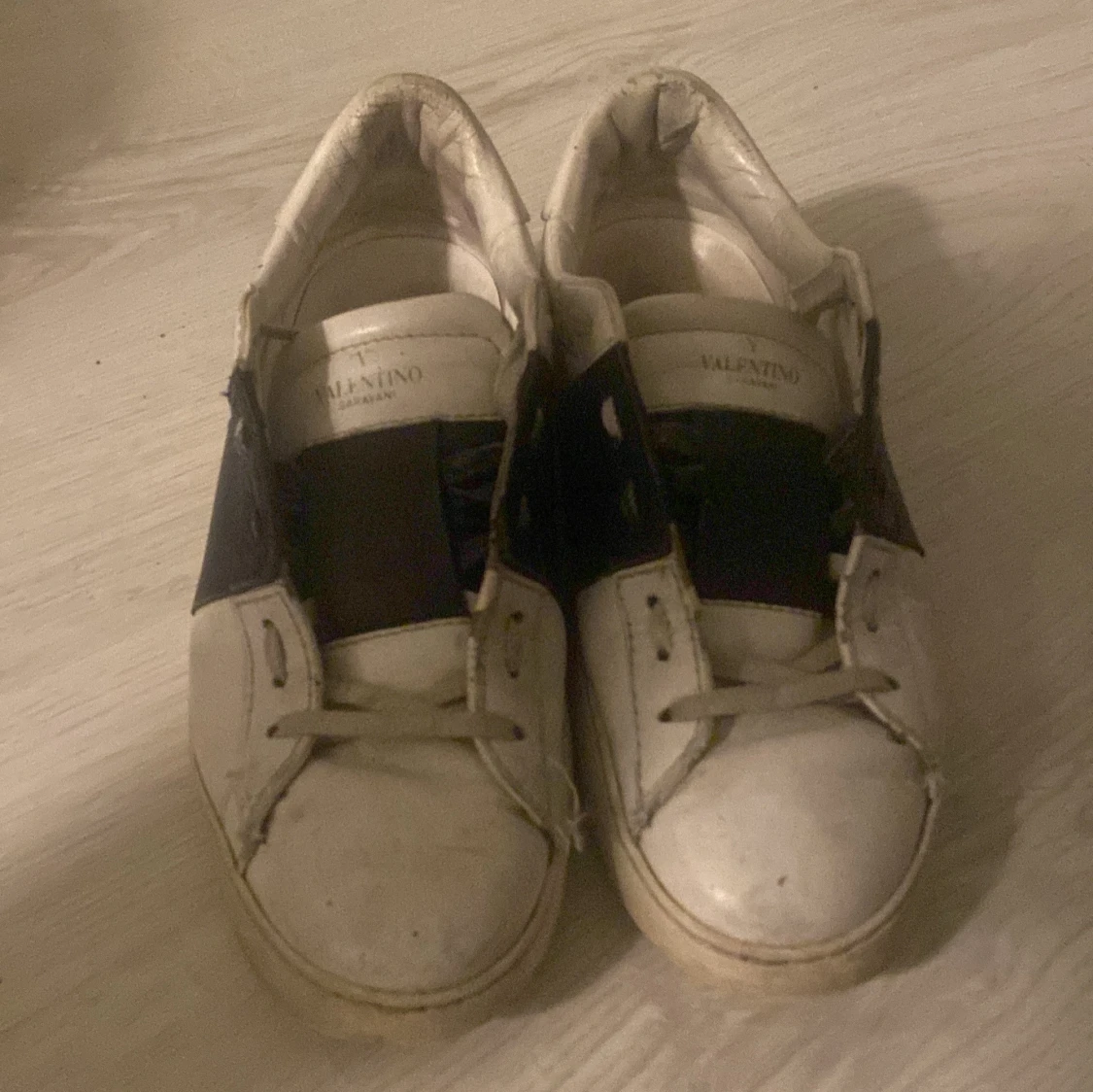 Valentino Garavani Open sneakers vit/svart - 1