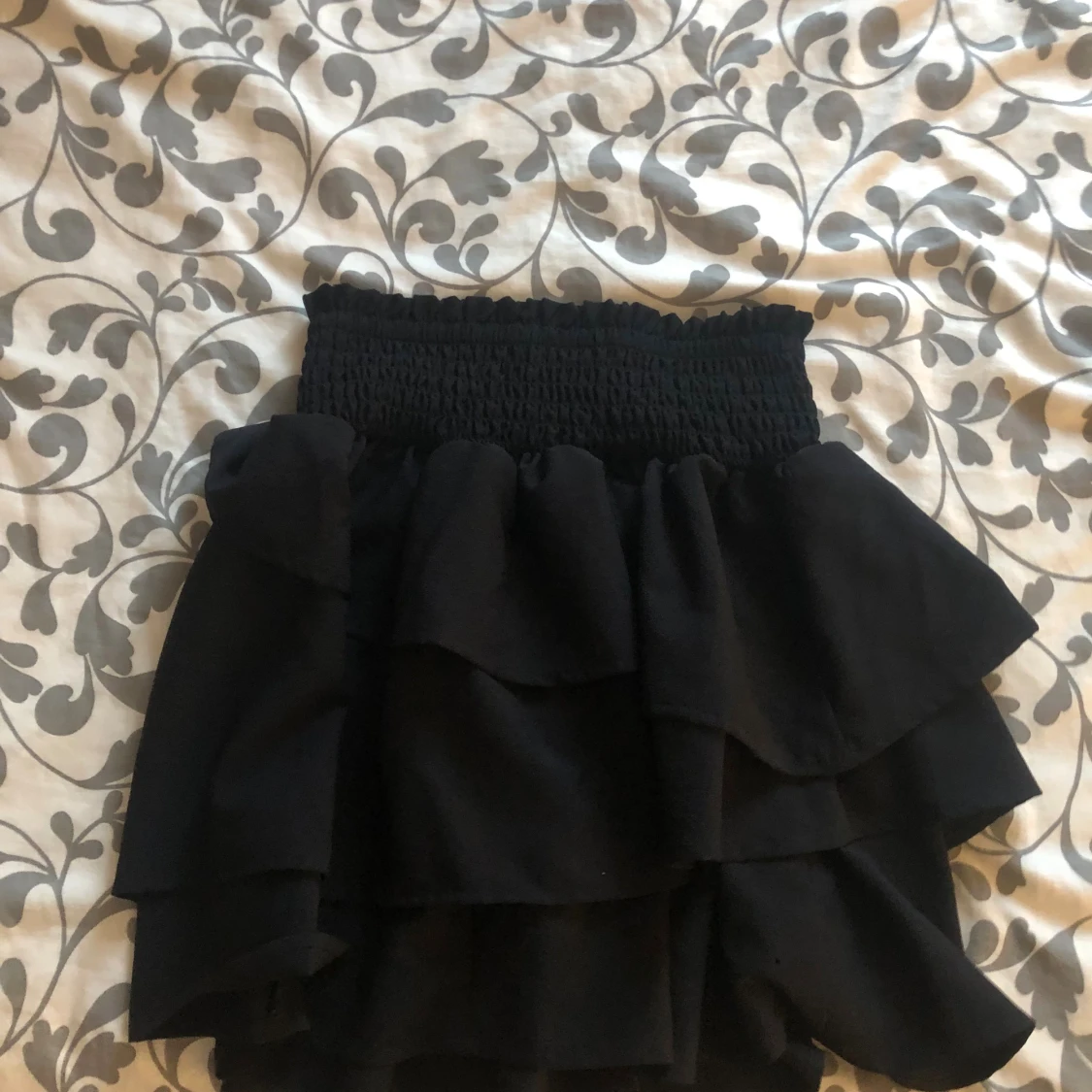 Svart volangkjol från H&M