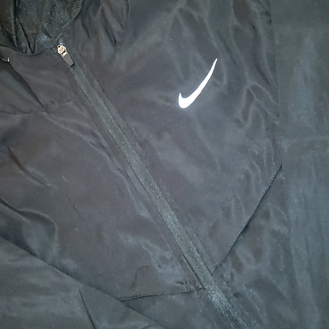 Svart Nike vindjacka med huva - 2