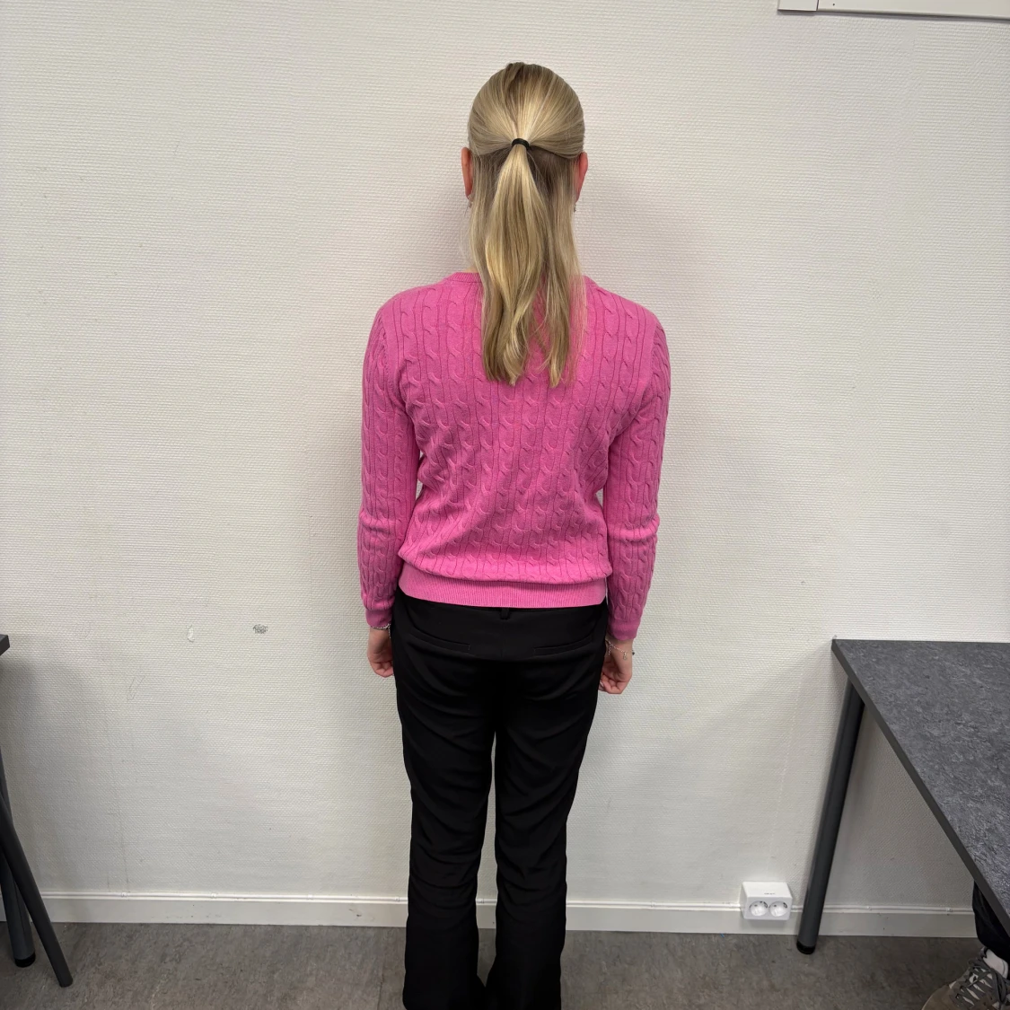 Rosa kabelstickad tröja från Morris lady - 2