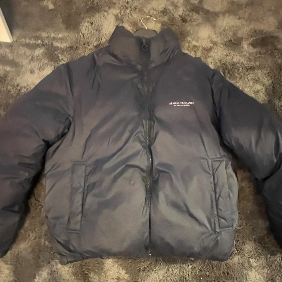 Svart pufferjacka från Armani Exchange - 3