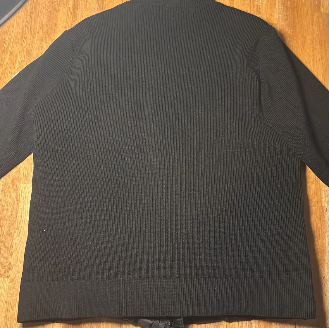 Svart Moncler pufferjacka L - 1