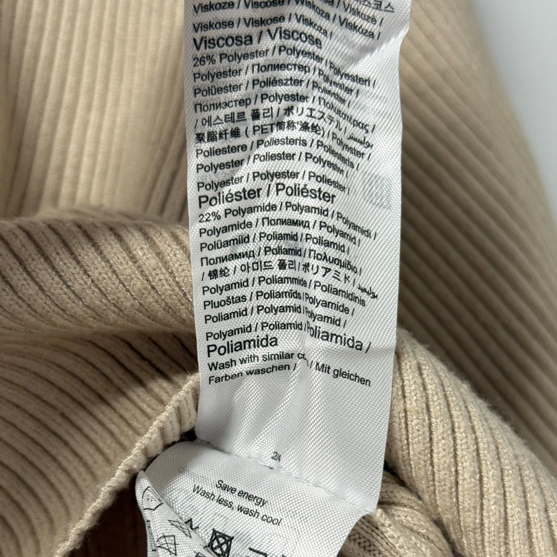 Fin Beige croppad polotröja Gina Tricot - 2