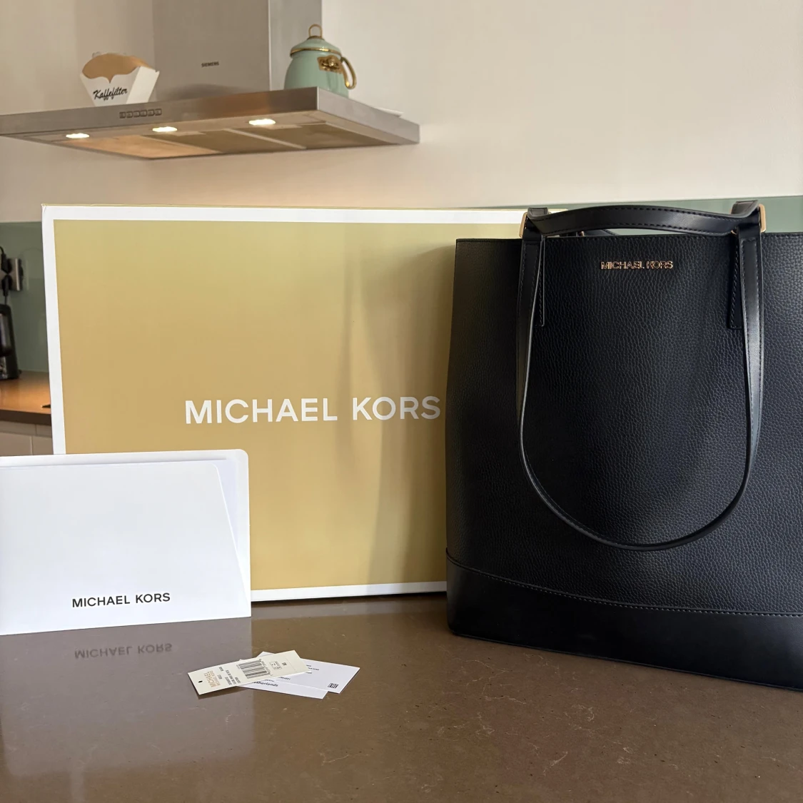 Svart axelväska från Michael Kors