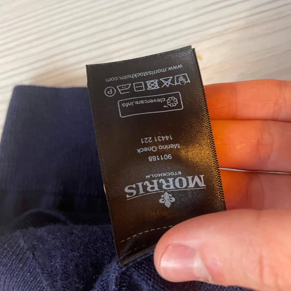 Mörkblå merinoullströja från Morris - 4