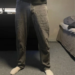 jack&jones jeans - storlek S