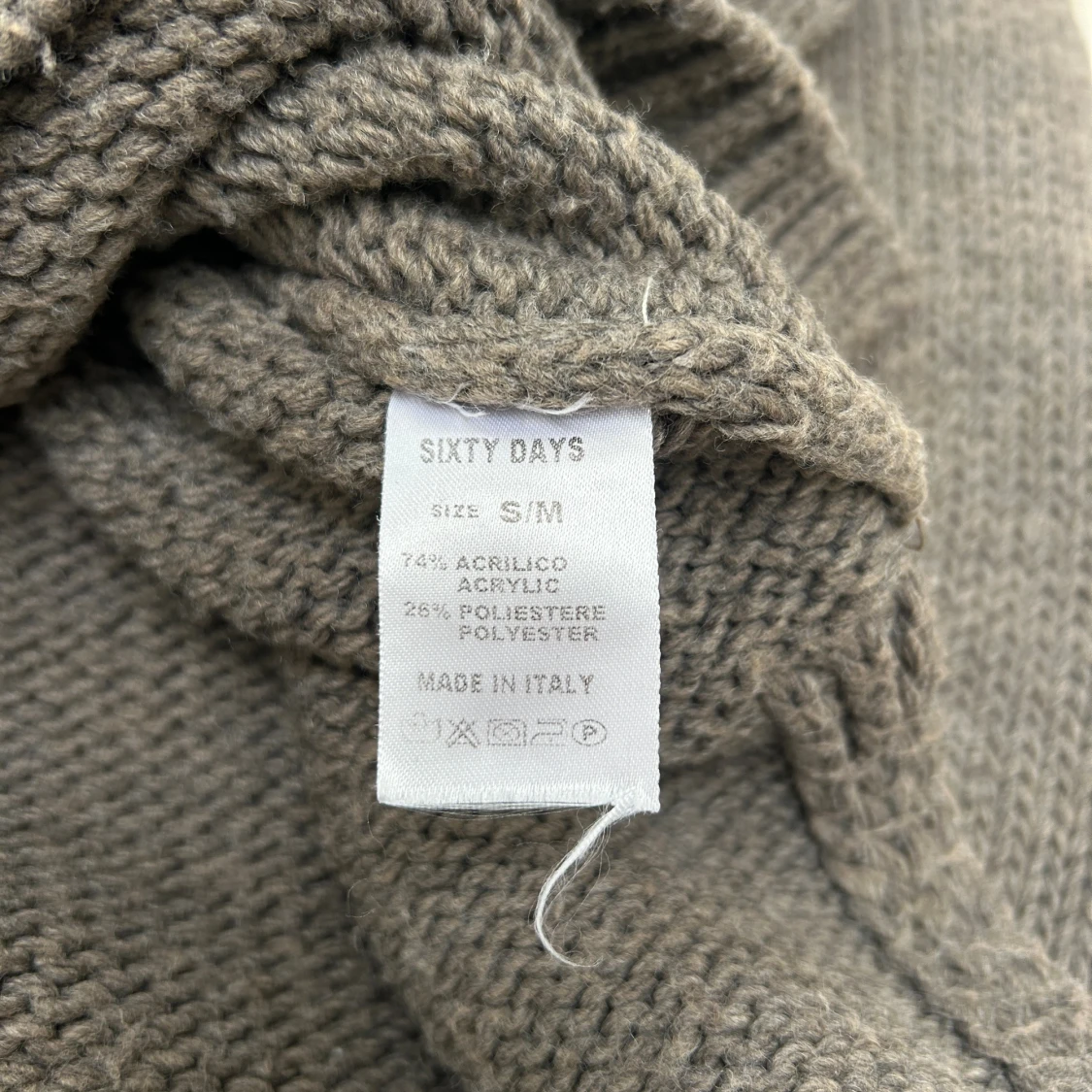 Stickad tröja med halv polokrage  - 4