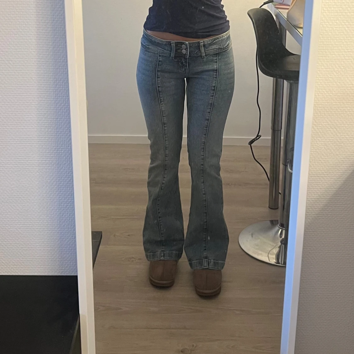 Bootcut jeans från Monki, ljusblå denim - 2
