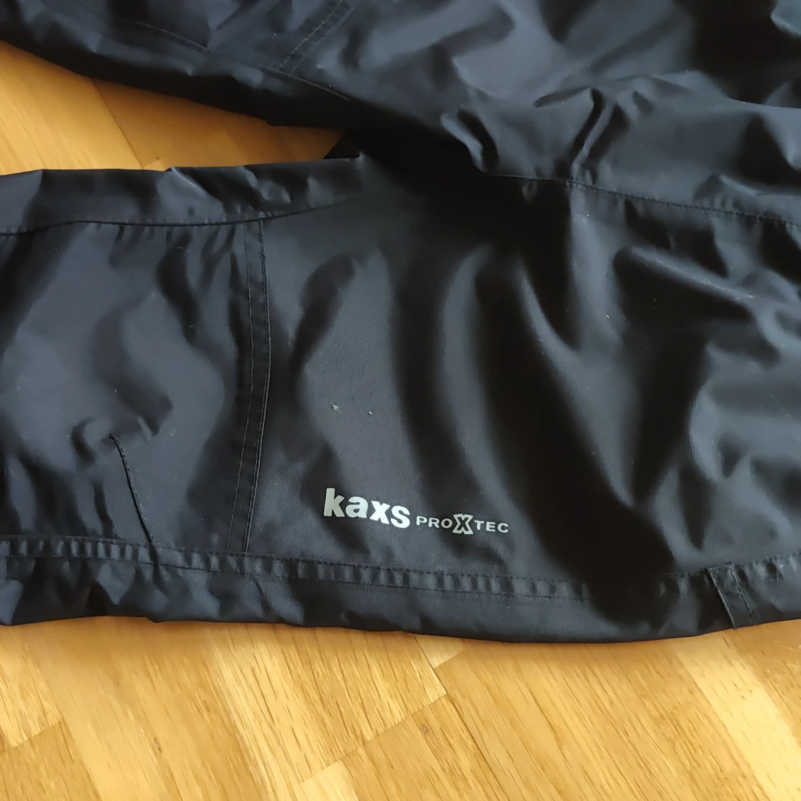 Svarta täckbyxor Kaxs Proxtec stl 110 - 1