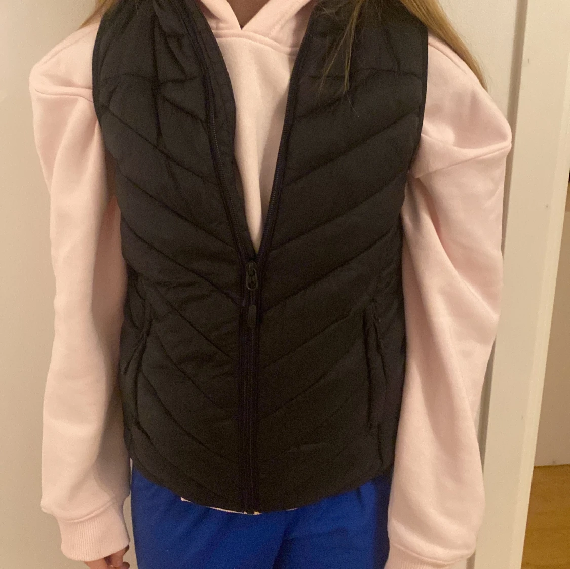 Svart quiltad dunväst från 157 Funk - 3