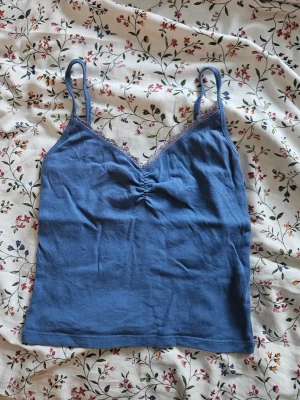 Subdued linne - Stl S från Subdued