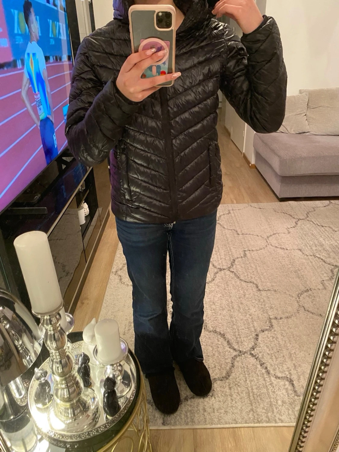 Svart dunjacka med huva från McKinley - 2