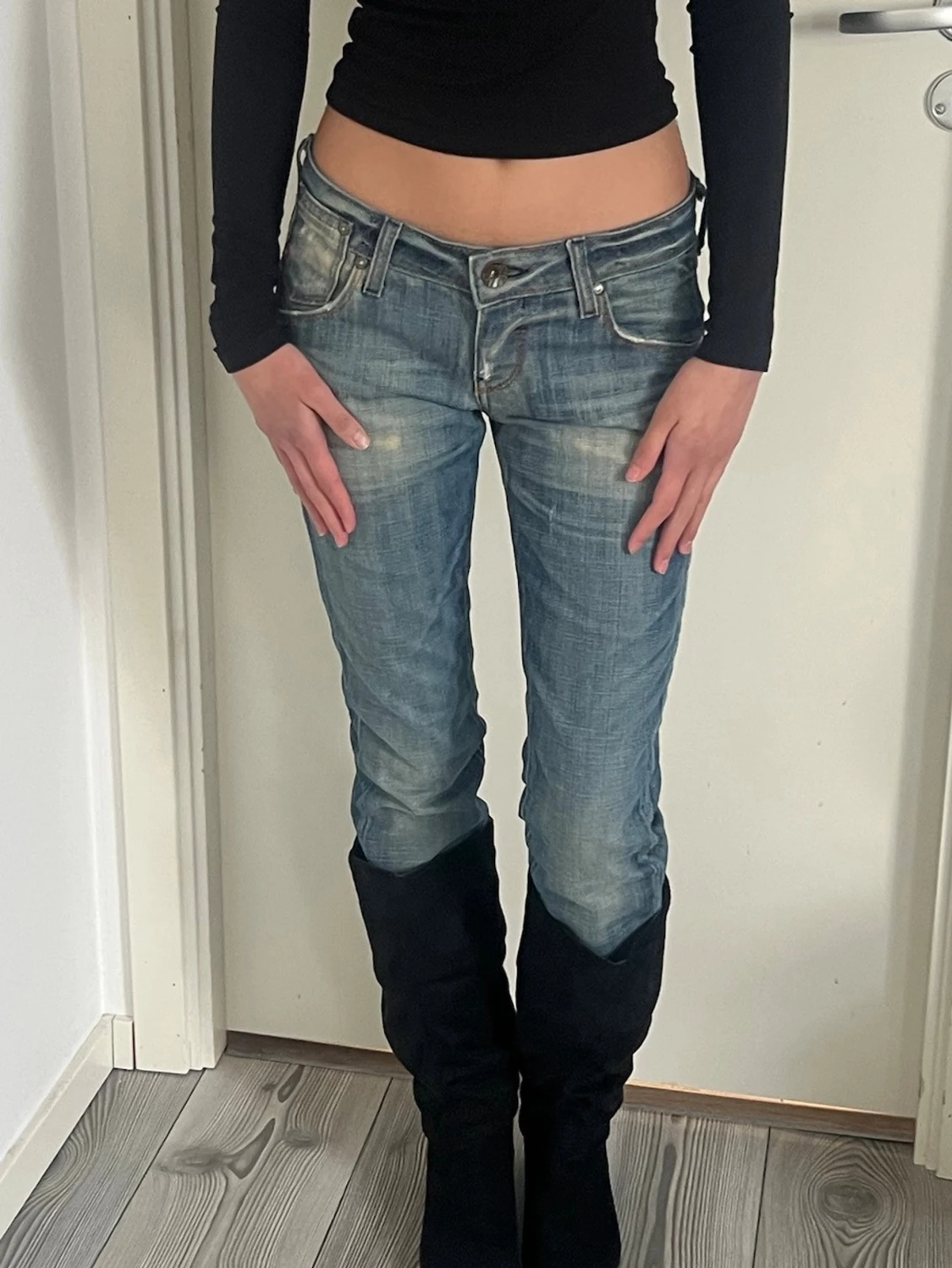 Low waist jeans! - 1