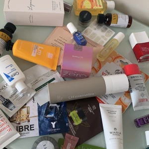 En massa produkter - En massa produkter, i nyskick, alla produkter är oöppnade och inte provade 🥰