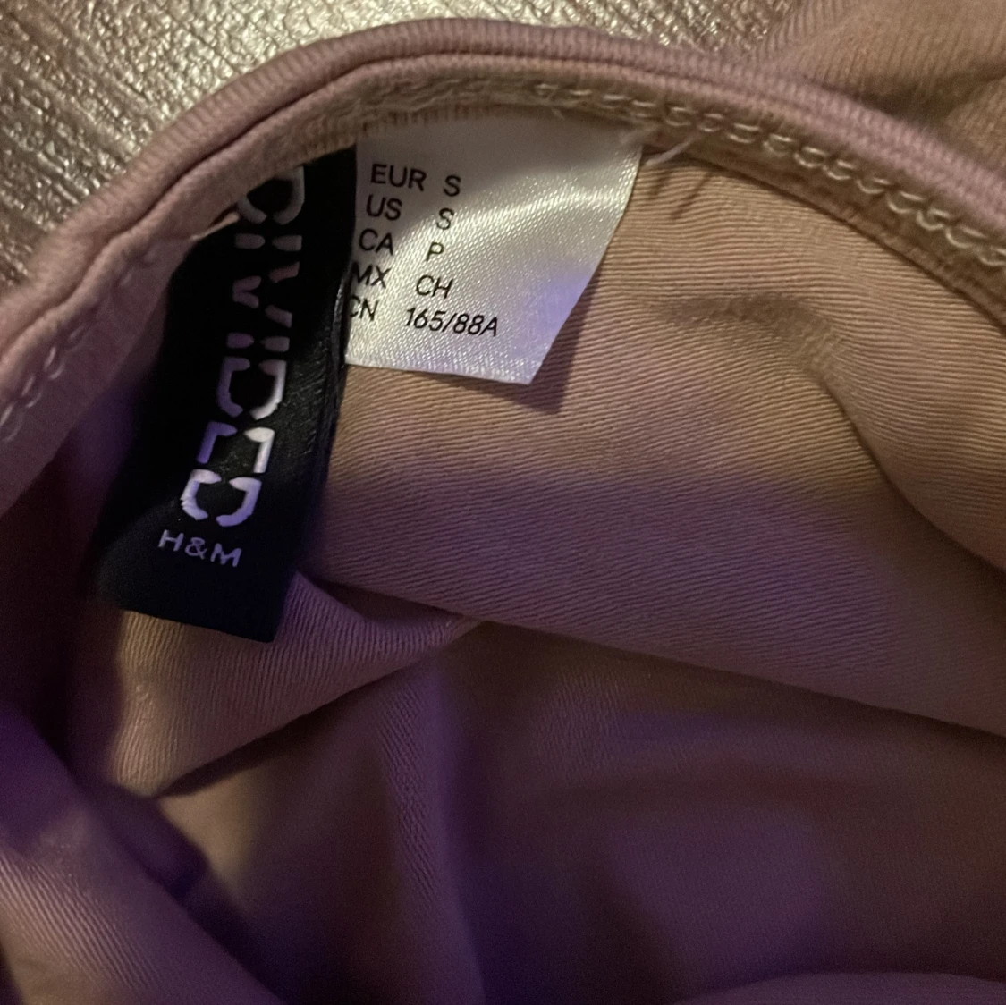 Klänning med fjärilstryck  - 2