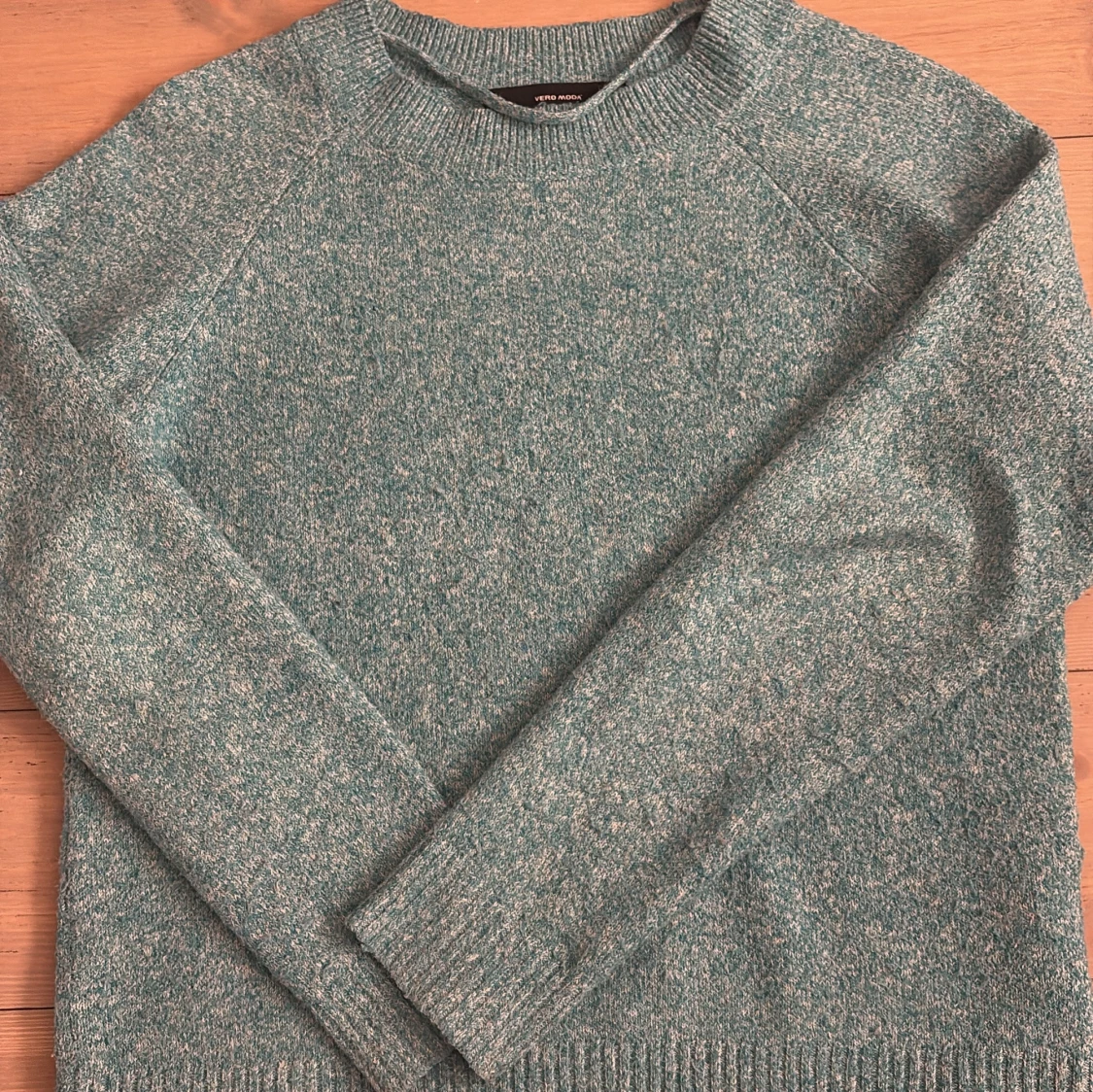 Stickad tröja - 2