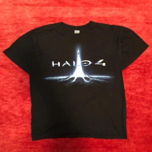 2012 halo 4 promotion tshirt - Licenserad product. 100% cotton, storlek XL, 65x54