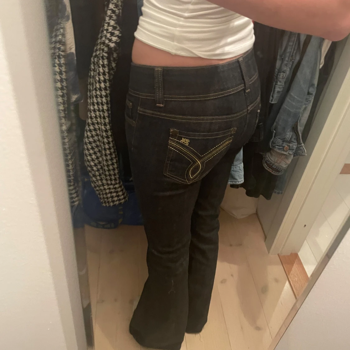 Mörkblå bootcut jeans - 2