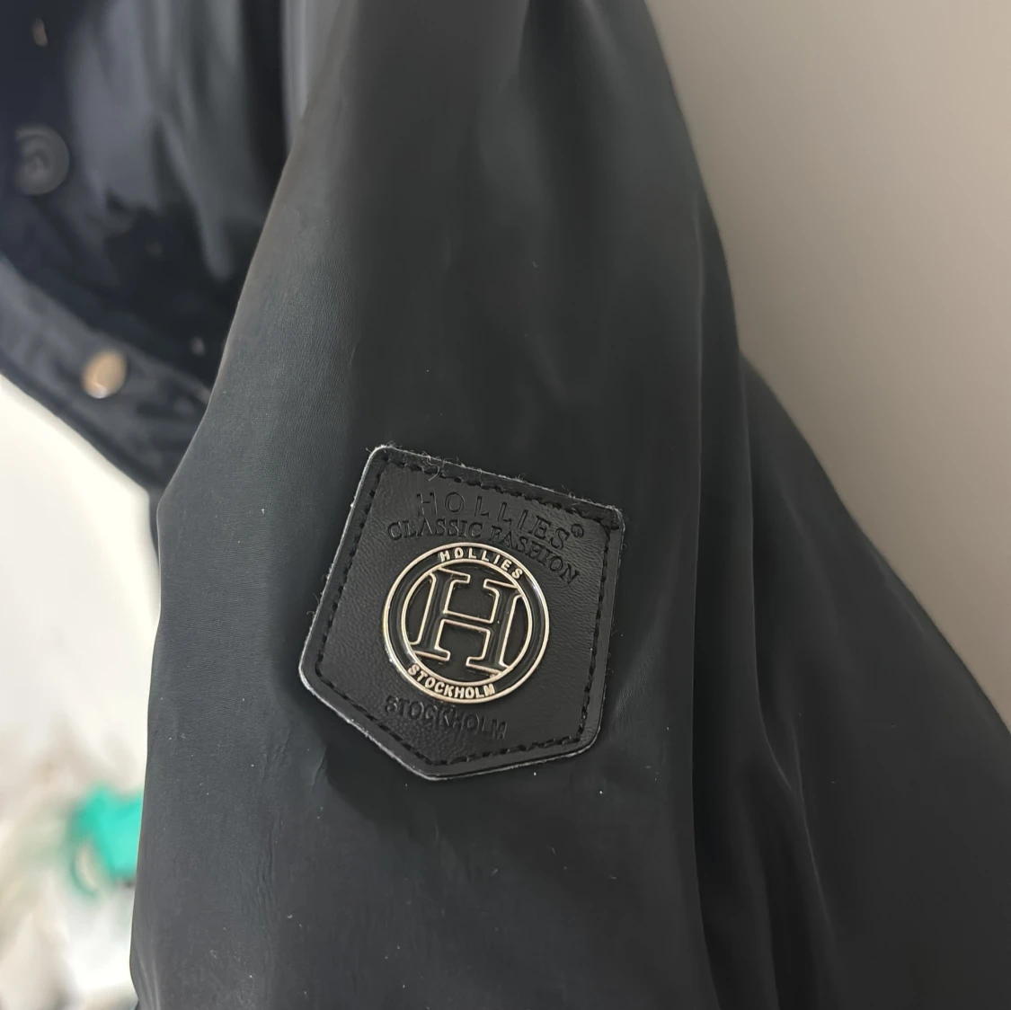 Svart vinterjacka från Hollies - 2