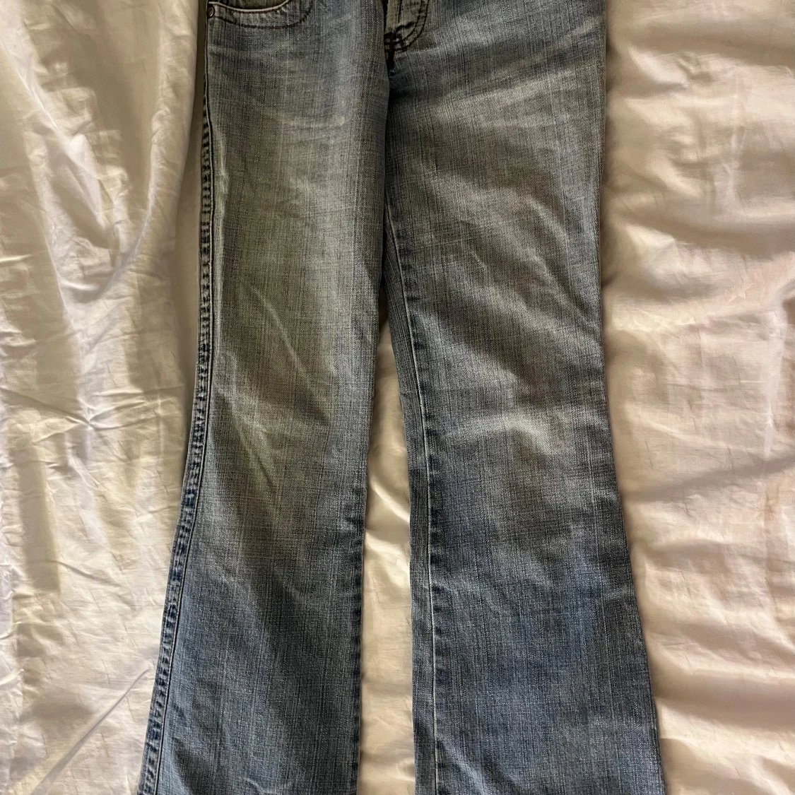 Ljusblåa lågmidjade jeans - 3