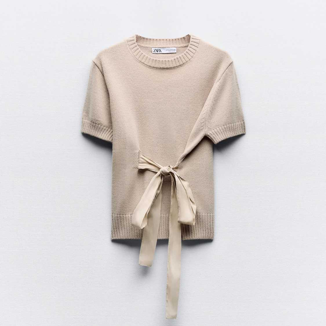 Beige stickad topp från Zara