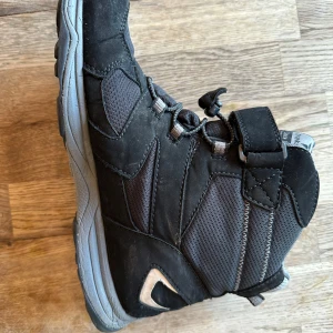 Treksta Jarrow GTX High Vinterkängor - Nya vinterskor. Gore-tex. Storlek 40. 