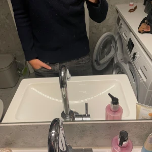 Merinoull tröja  - Säljer min merinoull tröja eftersom att den är för liten, tröjan är använd fåtal gånger och har inte en enda skada pris kan diskuteras 