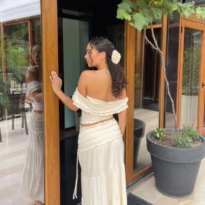 Set - Säljer som set: topp och kjol från Tigermist. Endast använda 1 gång 