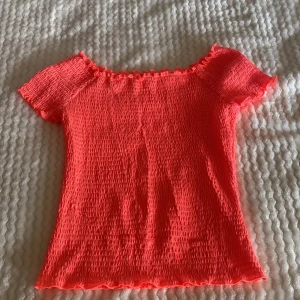 Rosa t-shirt - Nyskick nion rosa tröja