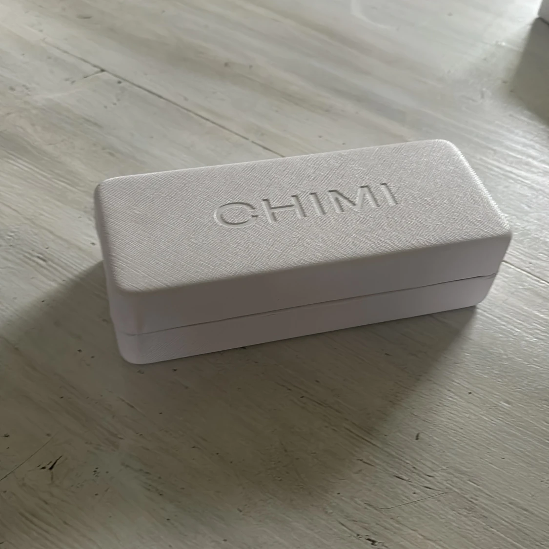 Chimi solglasögon 02 dark grey  - 92