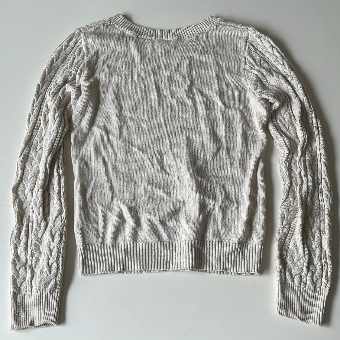 Beige lång tröja - 90