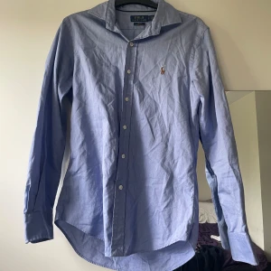 Ralph Lauren Skjorta / storlek S - Använd ca 6-7 gånger, väldigt bra skick. 