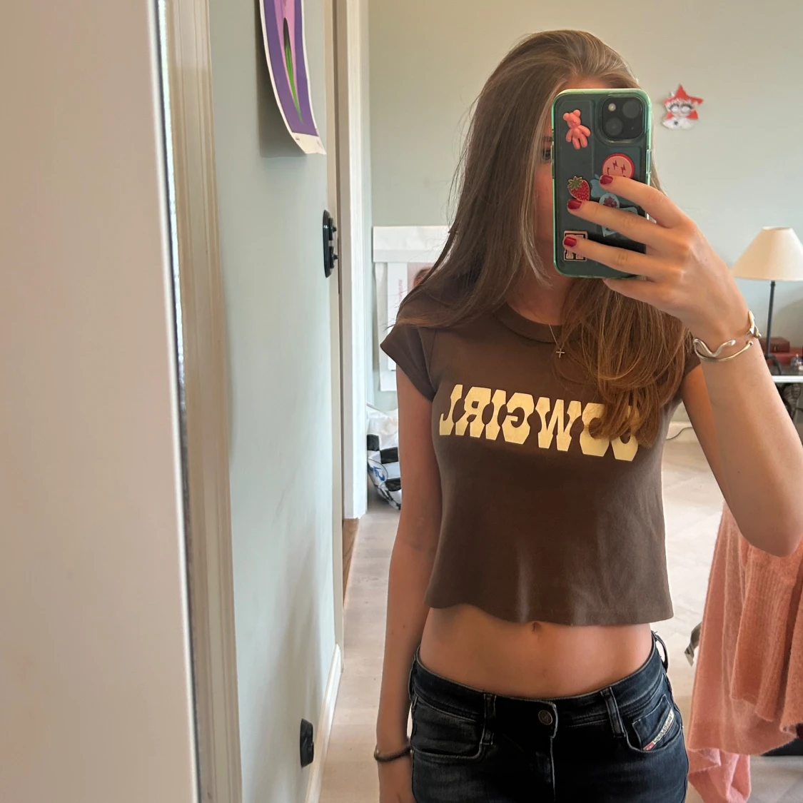 Brun croppad t-shirt med texten 'COWGIRL' - 91