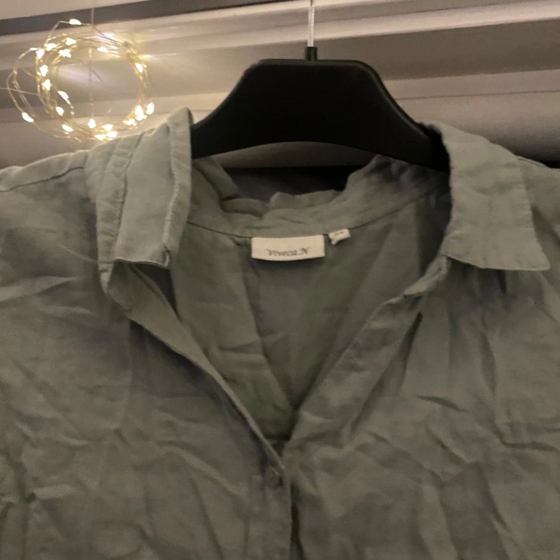 Grön ärmlös blus från Viveca N - 90