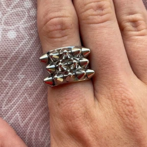 Edblad ring - Säljer min edbladring då den är för stor på mig. Lägger ut igen💗