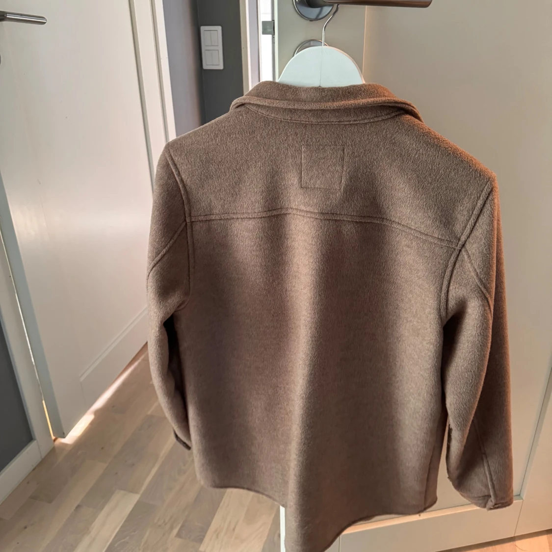 Object over skirt  - 91